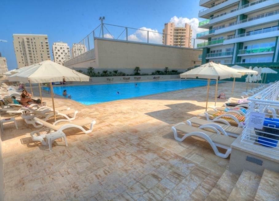 Gorgeous Apartment With Terrace In Fort Cambridge, Pool Sliema Eksteriør bilde