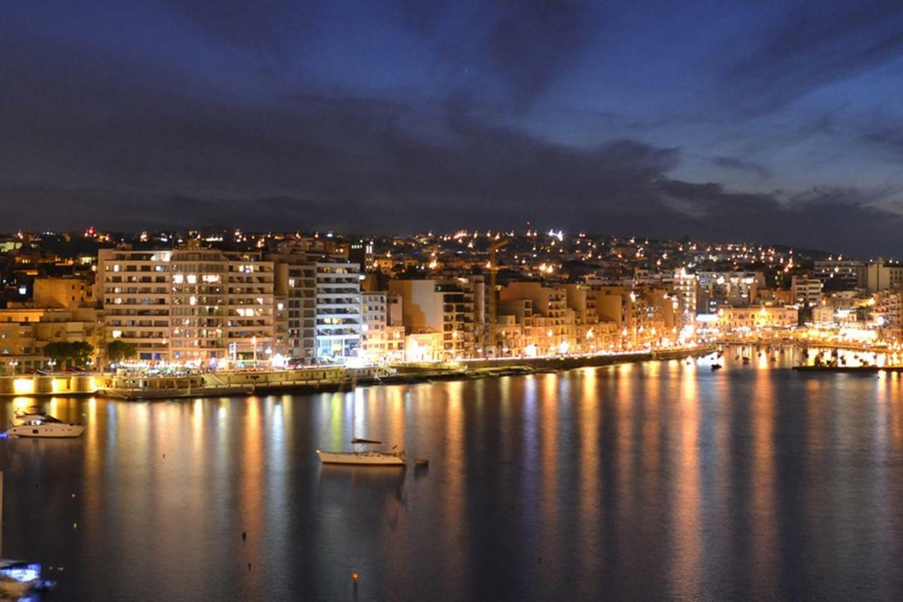 Gorgeous Apartment With Terrace In Fort Cambridge, Pool Sliema Eksteriør bilde