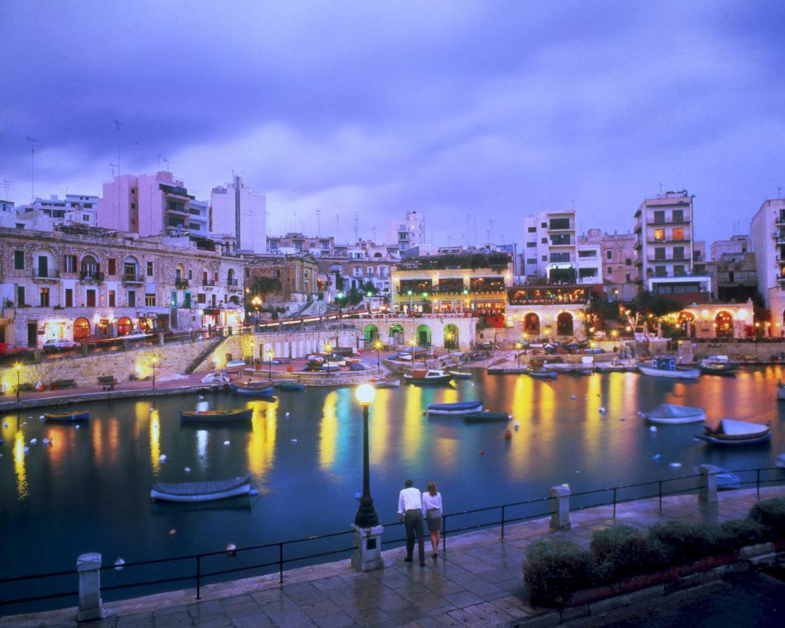 Gorgeous Apartment With Terrace In Fort Cambridge, Pool Sliema Eksteriør bilde